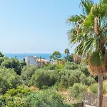 Torres De Cala Pi